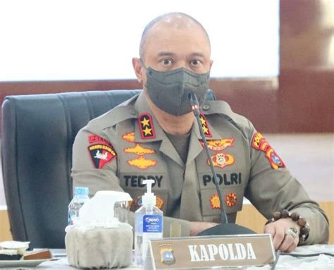 Kasus Narkoba Irjen Teddy Minahasa Resmi Ditahan Di Polda Metro