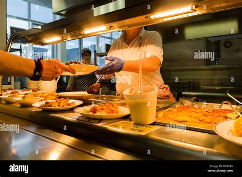 Canteen food hi-res stock photography and images - Alamy