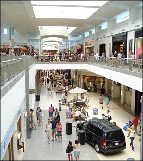 Do Business at Lakeline® Mall, a Simon Property.