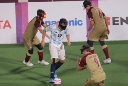 FÚTBOL PARA CIEGOS LOS MURCIÉLAGOS Y LA VUELTA A LOS ENTRENAMIENTOS