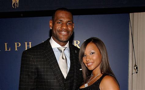 “he Wrote A Letter To Himself” Wife Savannah Once Revealed How She Motivated Lebron James To