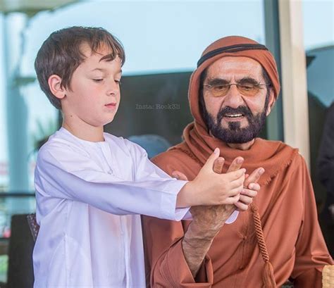 Zayed Bin Mohammed Bin Rashid Al Maktoum Y Su Padre Mohammed Bin