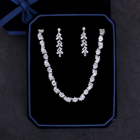 Classic Cubic Zirconia Jewelry Set Full Clear Zircon Stone Necklace Choker Women Drop Earrings