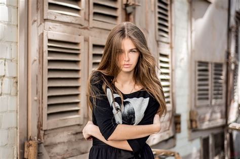 Wallpaper Women Model Depth Of Field Brunette Dress Brown Eyes