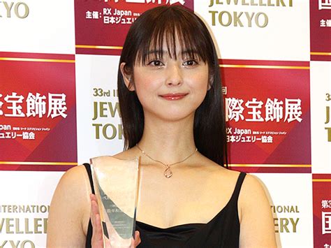 佐々木希「第2子妊娠」本誌スクープ完全的中！渡部建との離婚断念引き換えに“密約”か ｜週刊実話web