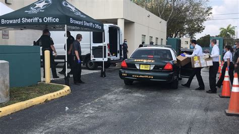 Broward Sheriffs Office Distributes Thousands Of Ppes To Employees