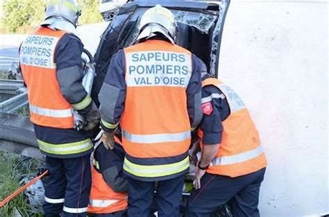 Val d Oise un automobiliste gravement blessé dans un accident sur la