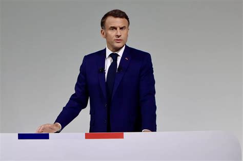 Nouvelle Cal Donie Emmanuel Macron Confirme Suspendre Le Texte