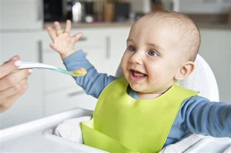 Feeding Your Baby: Advice for the First Year - TulsaKids Magazine