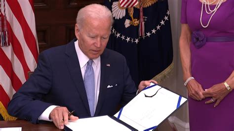 Biden Signs Bipartisan Gun Safety Bill Good Morning America