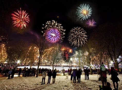 Boston Common Frog Pond Skating Spectacular 2022 [12/01/22]