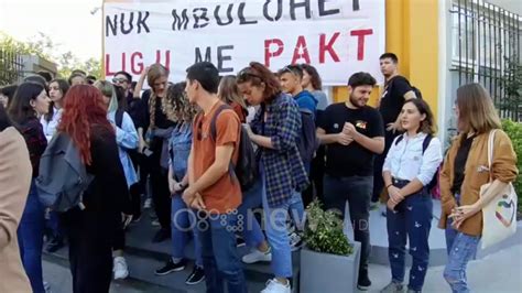 Ora News Nuk Mbulohet Ligji Me Pakt Student T Protest Para