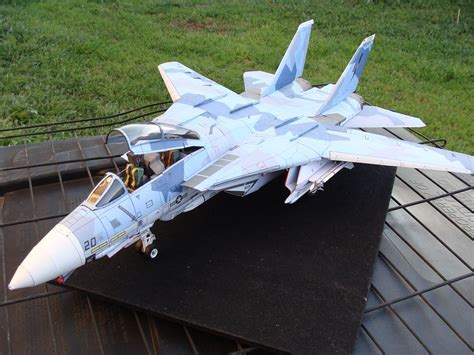 F-14 Tomcat Agressor Maly Modelarz FINISHED! - Page 5 - PaperModelers.com