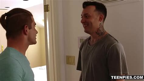 Laying Down Videos XVIDEOS