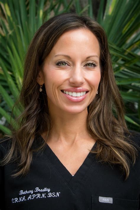 Hidden Gems: Meet Bethany Bradley of Southern Grace Aesthetics – Voyage