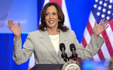 Us Wahlkampf Kamala Harris In Drei Swing States Vor Trump