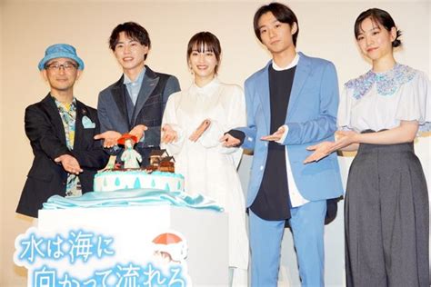 広瀬すず、25歳のサプライズ誕生日ケーキに笑顔！「自分を全部知ってくれている、お仕事も理解してくれる」同世代の仲間に感謝 画像21 31 最新の映画ニュースならmovie Walker