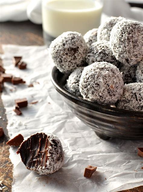 Easy Chocolate Truffles Recipe Desserts Truffle Recipe Chocolate Recipes