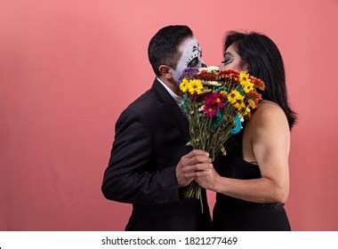 Couple Dressed Catrin Catrina While She Stock Photo 1821277469 | Shutterstock