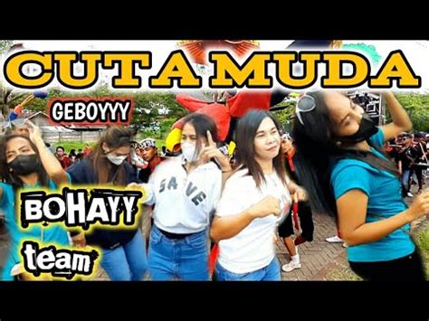 Cuta Muda Di Cipacing Kemarin Saat Saat Bohay Time Bergoyang YouTube