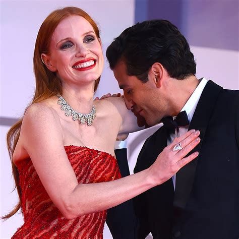 Jessica Chastain En Los Oscars 2022 Con Un Impactante Vestido Gucci Vogue