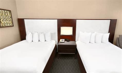 Rooms & Suites | Hilton San Francisco Union Square