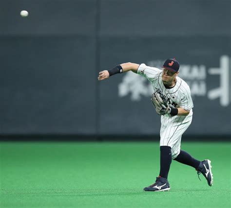 侍ジャパン 佐藤輝の悪送球で先制許す オーストラリア戦阪神タイガースデイリースポーツ Online