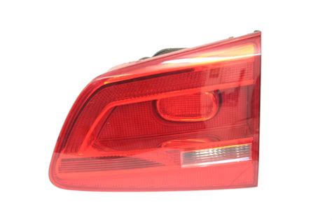 Used Genuine VW Touran Driver Side Rear Inner Tailgate Light 1T0 945