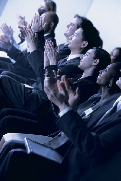 Audience clapping Free Photo Download | FreeImages