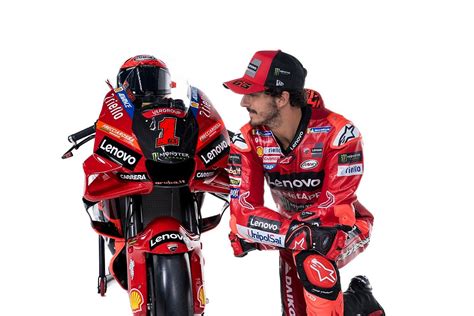 Motogp Ducati Se Presenta A Lo Campeón