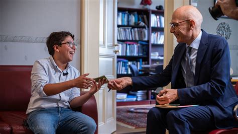 El Joven Activista Colombiano Francisco Vera Se Reunió Con El Alto Comisionado De Las Naciones