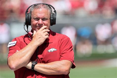 Arkansas Football Coach Sam Pittman Knows What It S Like For A Mac Team To Upset The Sec