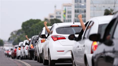 Motoristas de aplicativos fazem protesto em São Paulo Brasil O Dia