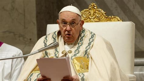 Pasqua Papa Francesco Arrivato In Piazza San Pietro Per Presiedere La