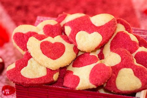 Des Sabl S Coeurs Bicolores Pour La F Te De Lamour Car St Valentin De