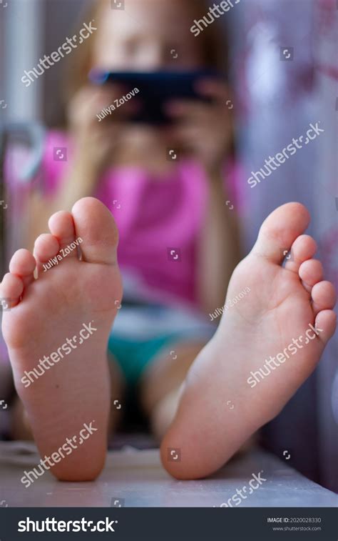 Girl Feet Soles Images Stock Photos Vectors Shutterstock