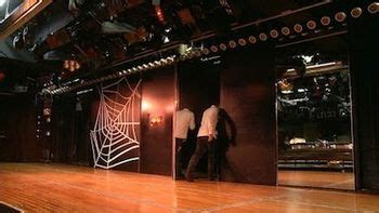 AKB48 Theater - Wiki48