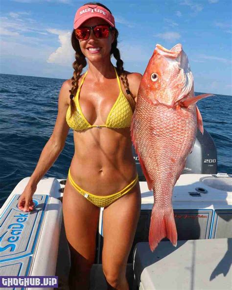 Hot Fishing With Luiza Nude On Thothub