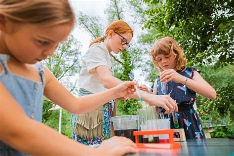 Wie Die Kinderuni OÖ Im Sommer Wissenschaft Erlebbar Macht Weiterbildung Derstandardat