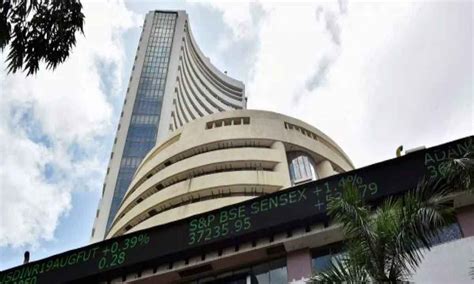 Markets Crash Amid Global Rout Sensex Down 1 416 Pts