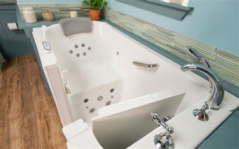 Best Walk-In Tubs of 2025: Cost, Types, and Features