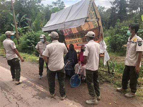 Satpol Pp Dan Damkar Kapuas Tertibkan Pemungutan Sumbangan Tak Ber Izin