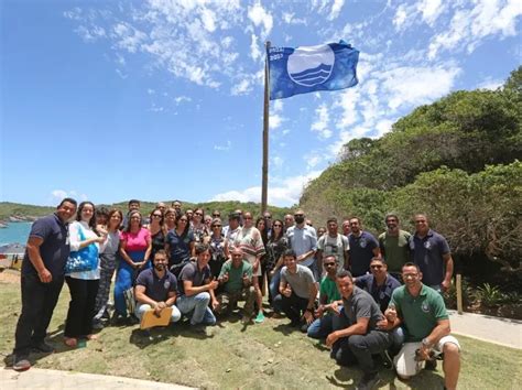 Pela Primeira Vez Na Hist Ria De B Zios A Bandeira Azul Foi Hasteada