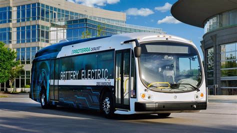 Proterra Catalyst E2 Is A 660kwh Ev Bus With 560km Range Performancedrive