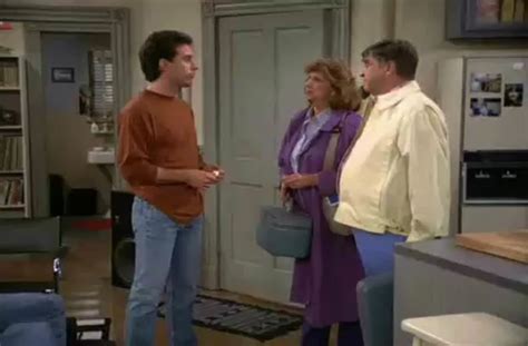 Kramer Seinfeld Door