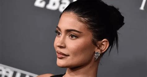 Kylie Jenner Posts Then Quickly Deletes Support For Israel