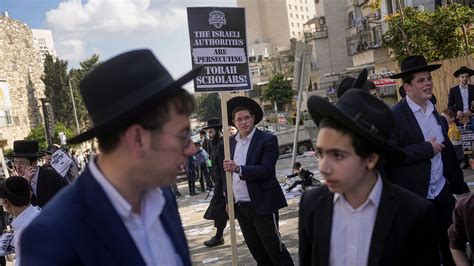 Israels Top Court Rules Ultra Orthodox Jews Must Be Drafted Into