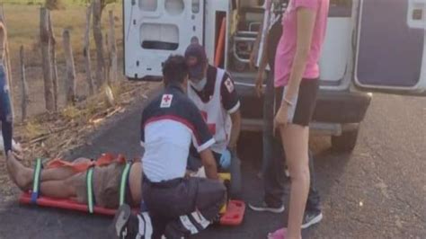 Motociclista Lesionado Tras Derrapar En Tlalixcoyan Veracruz