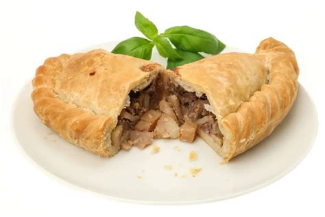 Easy Traditional Cornish Pasty Recipe | Deporecipe.co