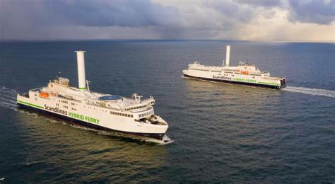 flere passagerer pa faerge til eller fra danmark